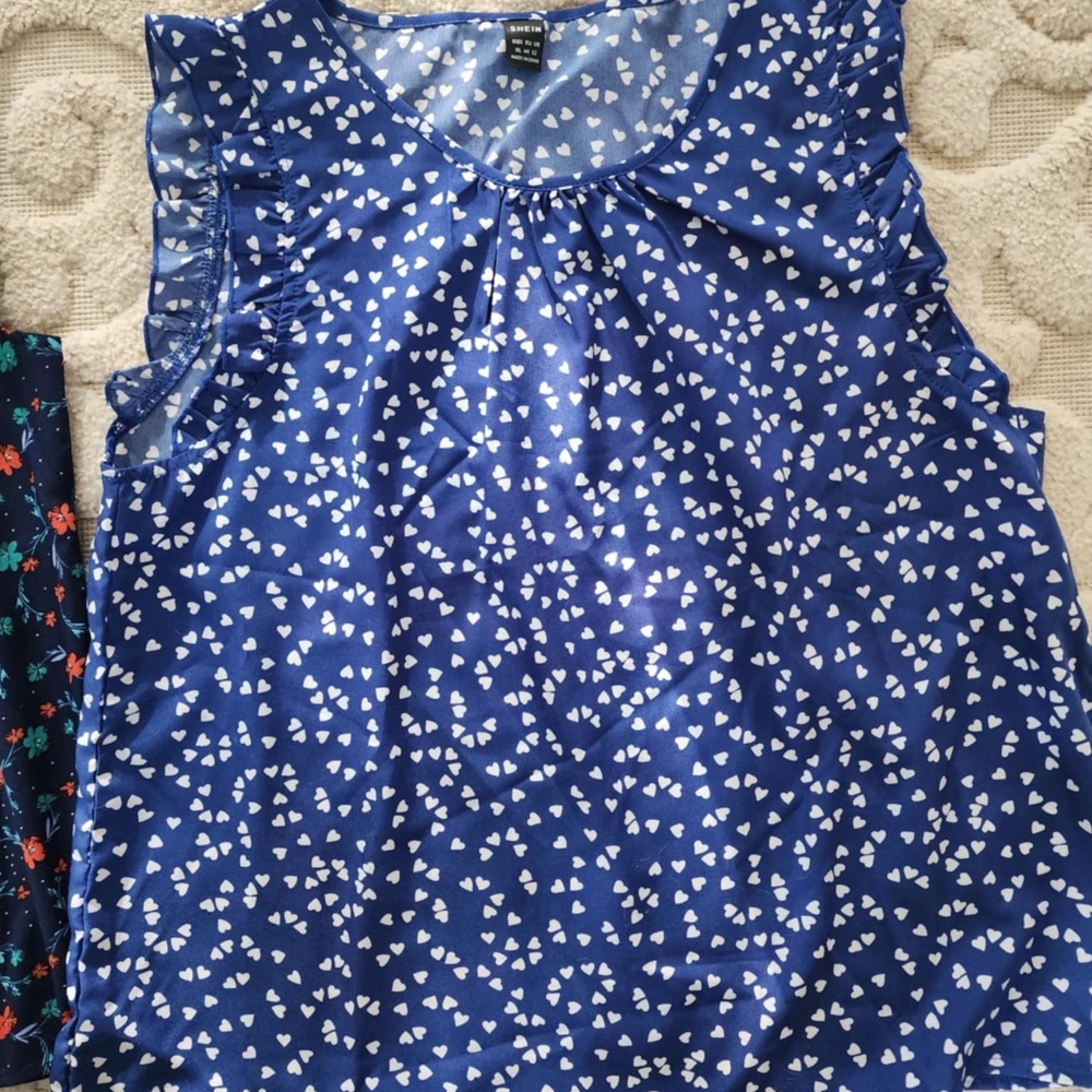 Sleevless ruffle Top Bundle!!! - Picture 3 of 3